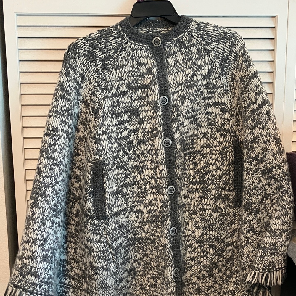 Women's Gray Button-Up Poncho